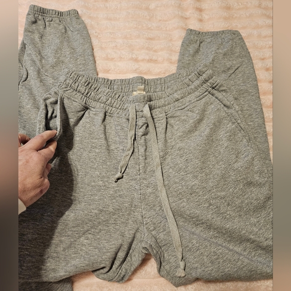 Hem & Thread Gray Star Joggers Set - Picture 2 of 4